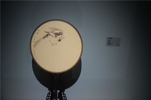 浓缩半世纪艺术教育精髓，中国工艺美术院校学术邀请展启幕，共赏匠心与彩灯华章